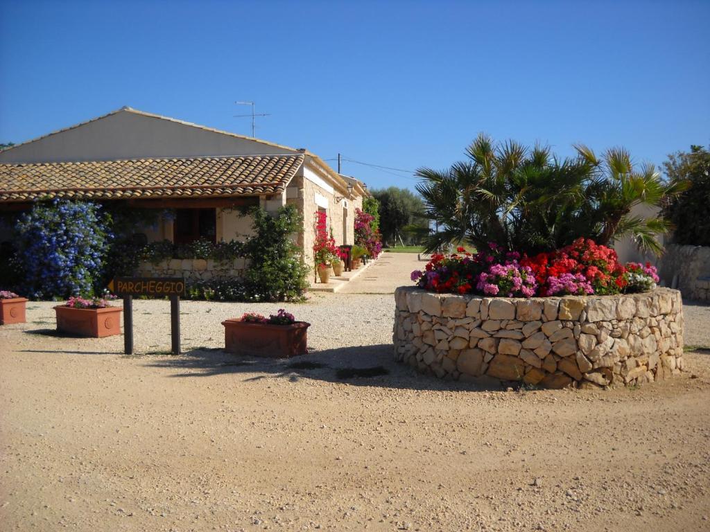 Agriturismo Masseria Sul Mare Avola Kültér fotó